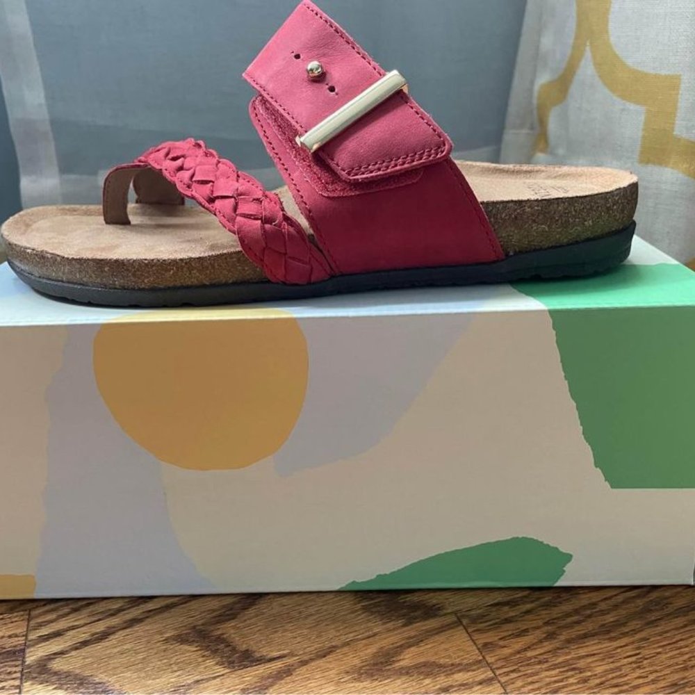 Earth's Origins Onida Sandal